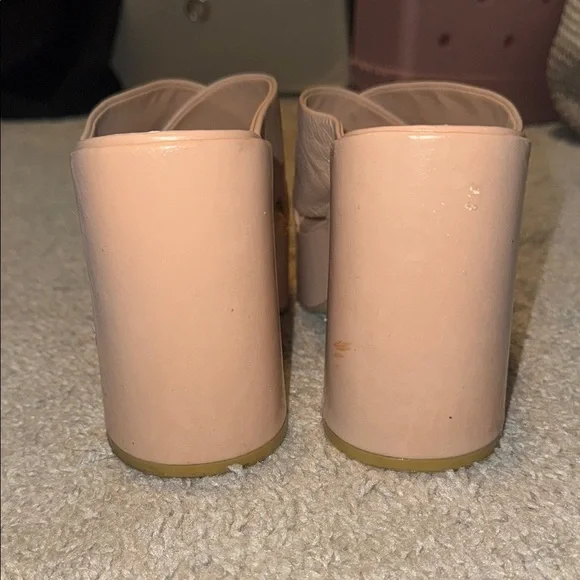 Dolce Vita Block Nude Heels - Picture 5 of 6